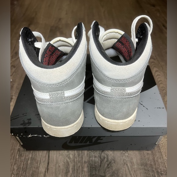 Jordan 1 - Picture 3 of 5